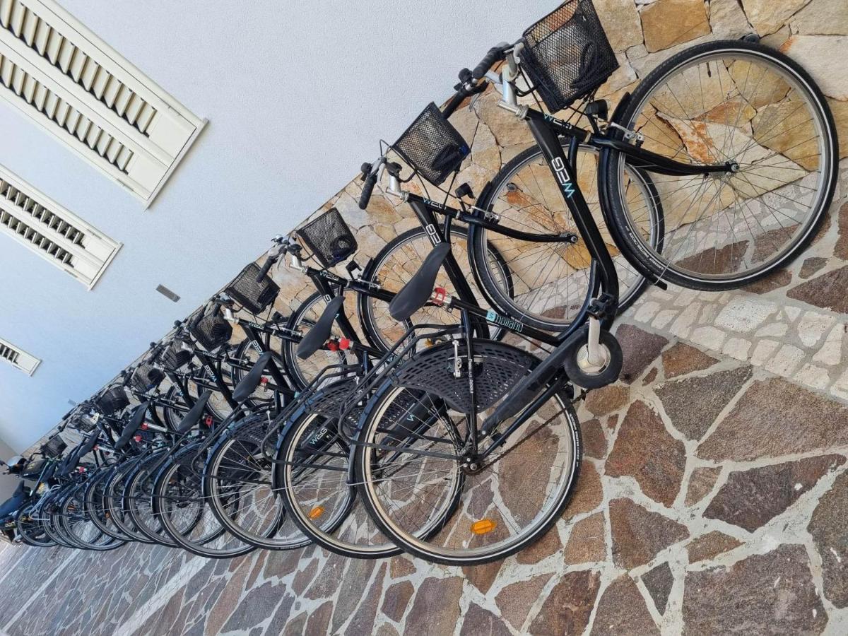 Albatros B&B Porto Cesareo Ngoại thất bức ảnh